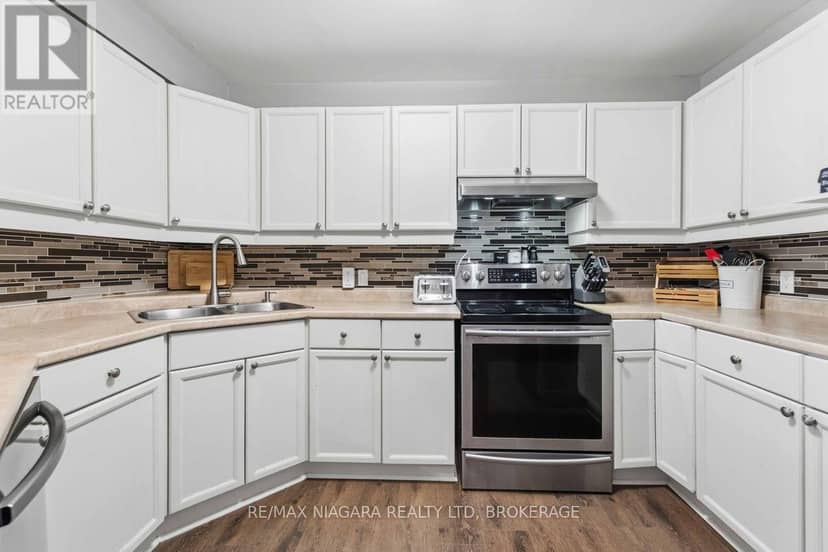 43 Flynn Court — photo 18 of 40