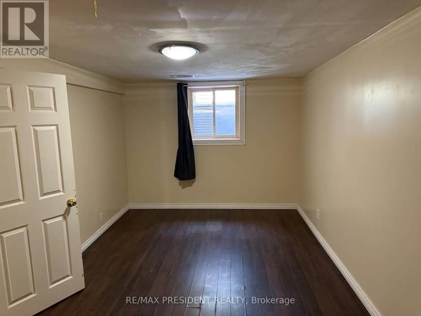 84 Primerose Crescent — photo 21 of 23