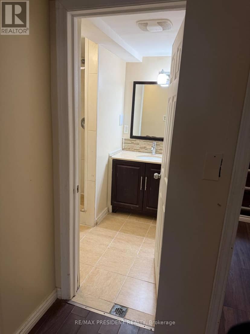 84 Primerose Crescent — photo 22 of 23