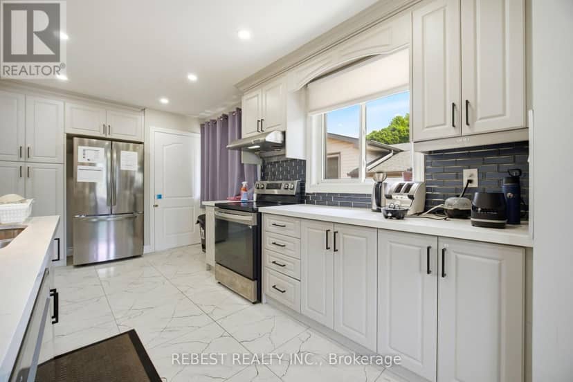 66 Darlington Drive — photo 9 of 29