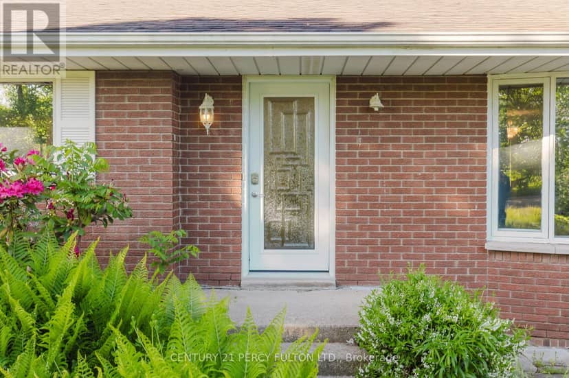 10208 Tenth Line — photo 38 of 40
