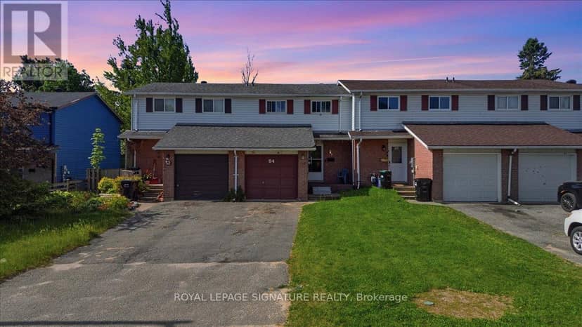 54 Scott Crescent, Barrie, photo 3