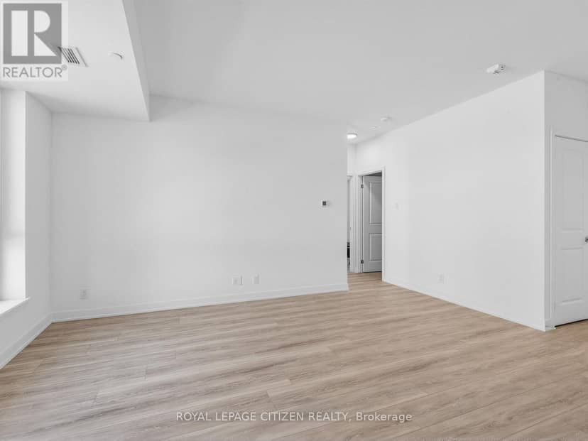235 - 101 Cathedral High Street — photo 17 of 31