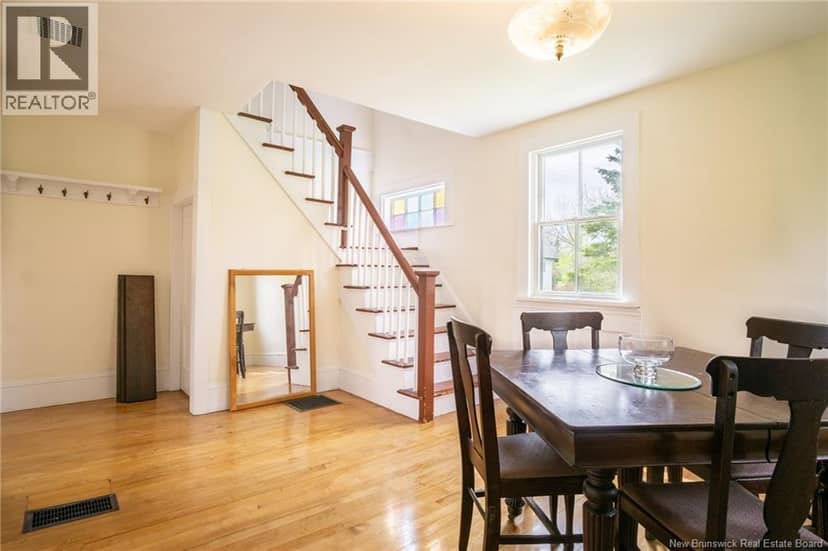 64 North Road — photo 7 of 25