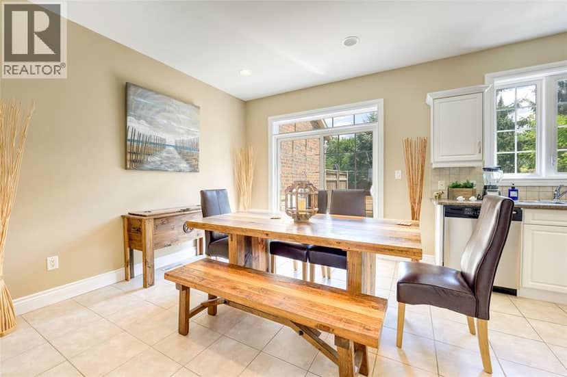 3852 Turnberry Lane — photo 16 of 36