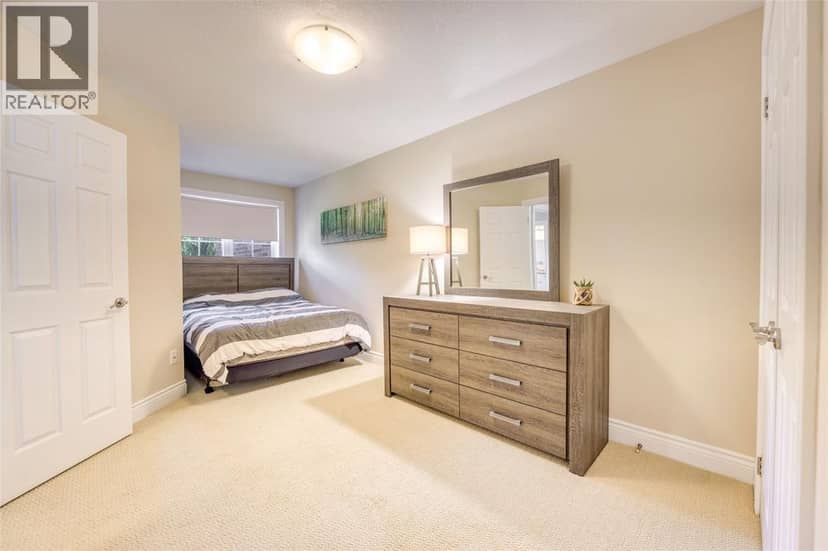 3852 Turnberry Lane — photo 31 of 36