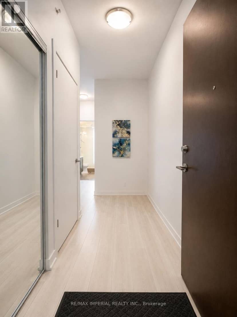 3001 - 2212 Lake Shore Boulevard W — photo 3 of 11