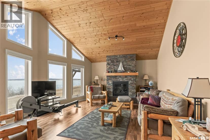 4 Pelletier POINT — photo 5 of 38