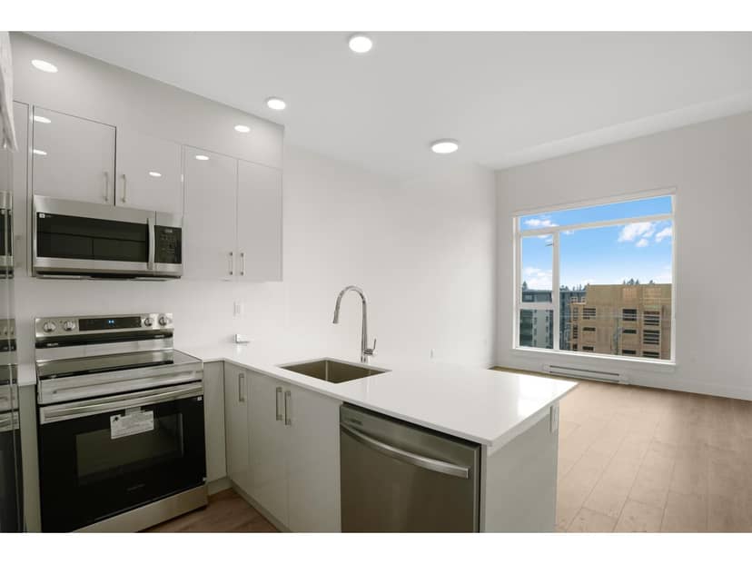 609 15739 FRASER HIGHWAY, Surrey, photo 6