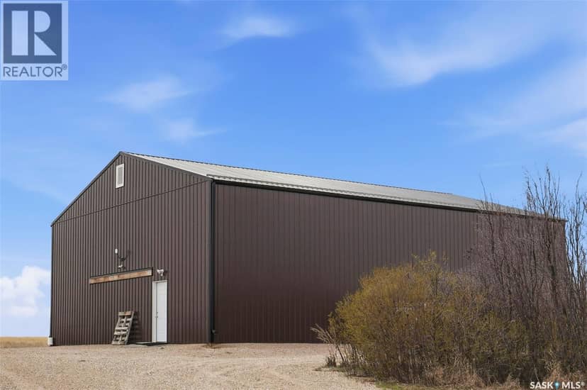 Moen Acreage — photo 32 of 40