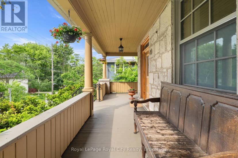 19 London Road E, Guelph, photo 3