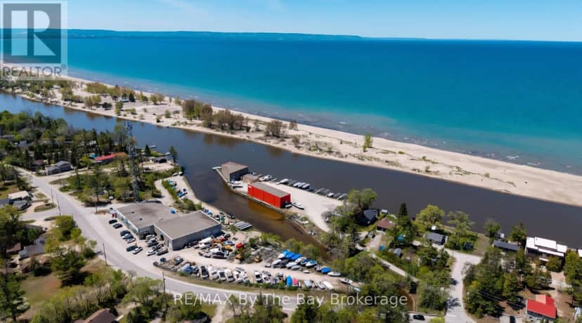 30 Shore Line E — photo 2 of 11