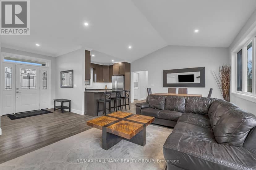 1077 Shearer Drive — photo 4 of 40