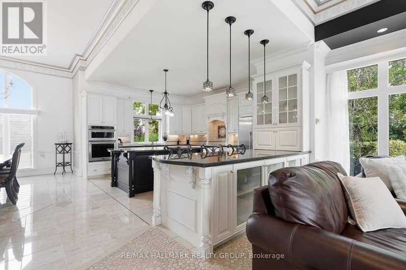 2584 Woods Street — photo 17 of 40