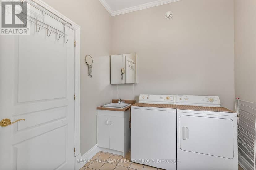 2584 Woods Street — photo 31 of 40