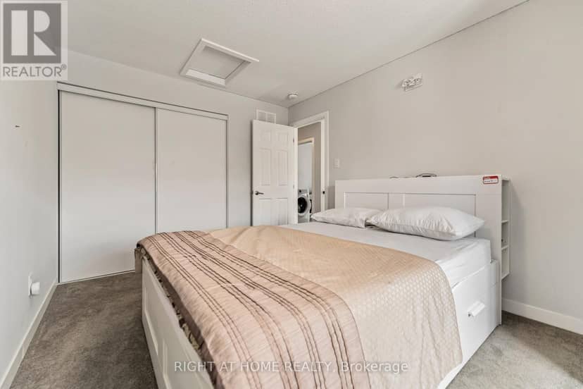 221 Billrian Crescent — photo 25 of 35