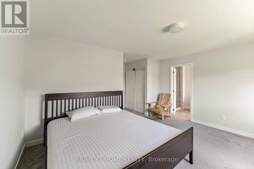 221 Billrian Crescent — photo 32 of 35
