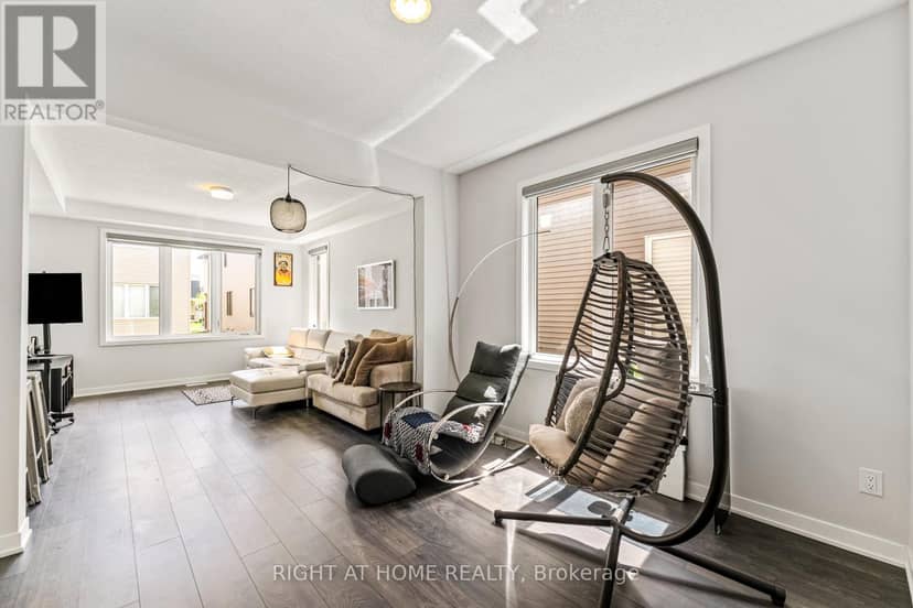 221 Billrian Crescent — photo 7 of 35