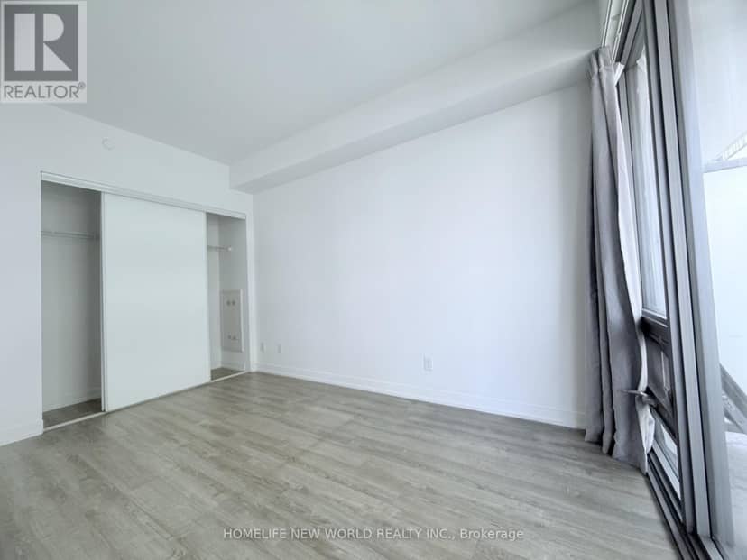 4506 - 50 Charles Street E — photo 16 of 36