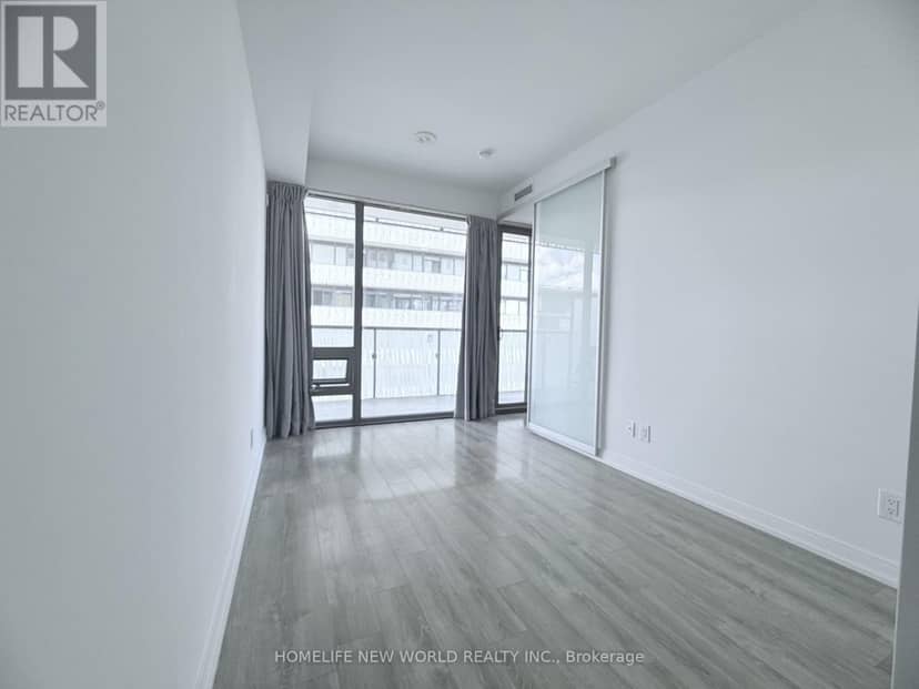4506 - 50 Charles Street E — photo 18 of 36