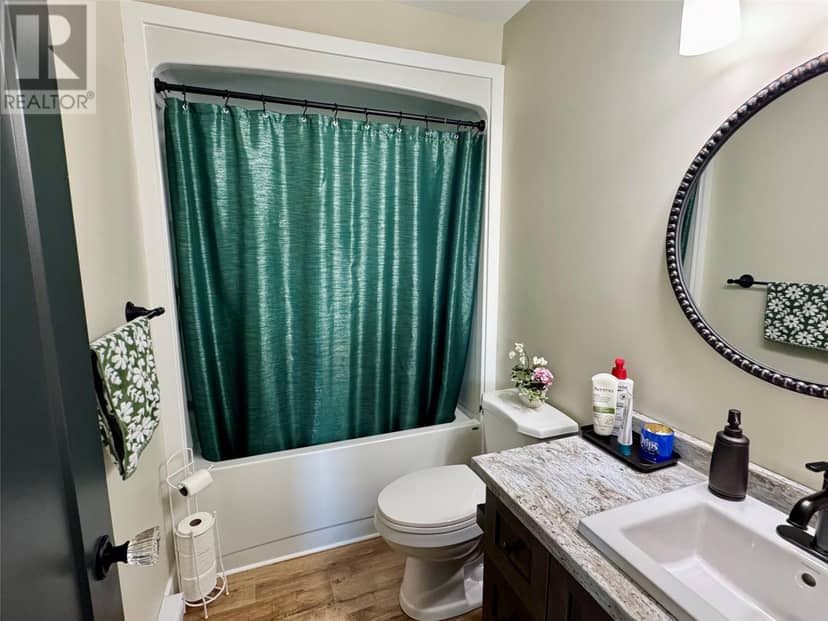 23-25 Canaille Road — photo 17 of 29