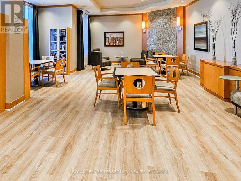 2040 - 35 Viking Lane — photo 31 of 40