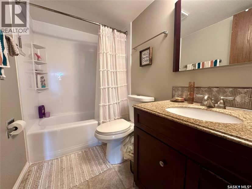 226 510 Prairie AVENUE — photo 16 of 28