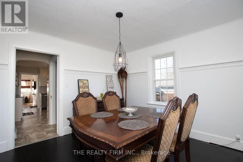 18378 Erie Shore Drive — photo 17 of 40