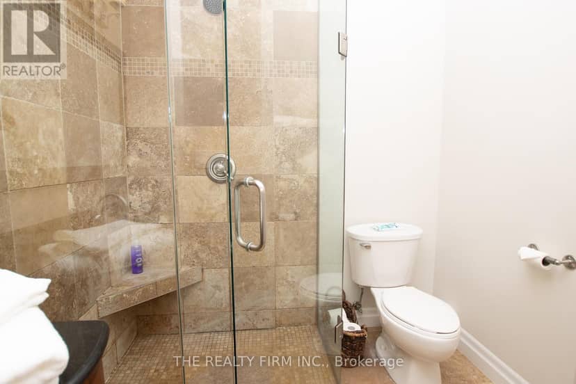18378 Erie Shore Drive — photo 36 of 40