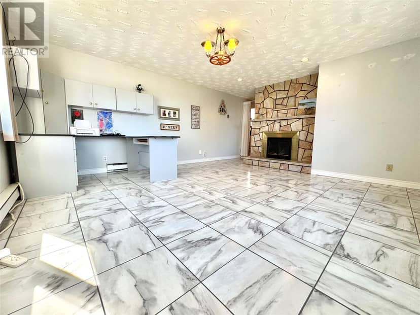 8 Gillingham Avenue — photo 6 of 40
