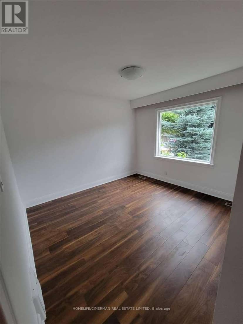 174 Johnston Avenue — photo 4 of 13