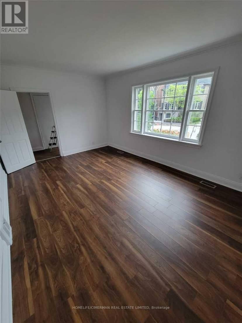 174 Johnston Avenue — photo 7 of 13