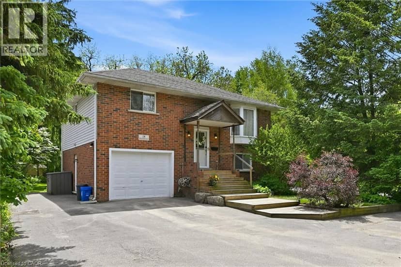 28 ROUSSEAUX Street — photo 2 of 40