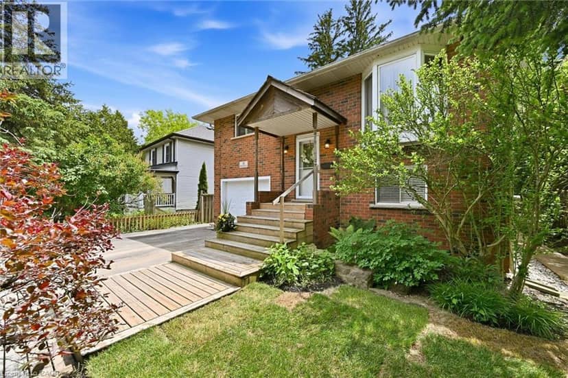 28 ROUSSEAUX Street — photo 4 of 40