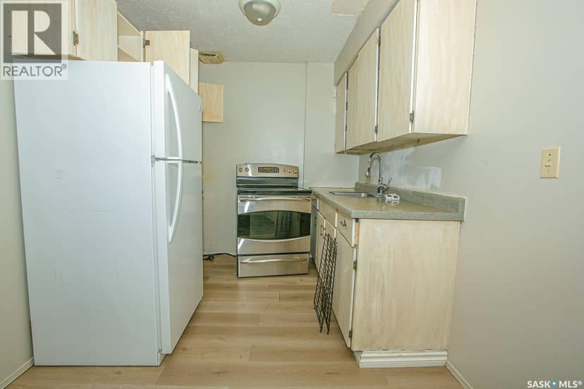 4140 Castle ROAD — photo 5 of 15