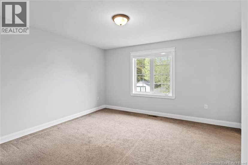 38 Foster Avenue — photo 15 of 40