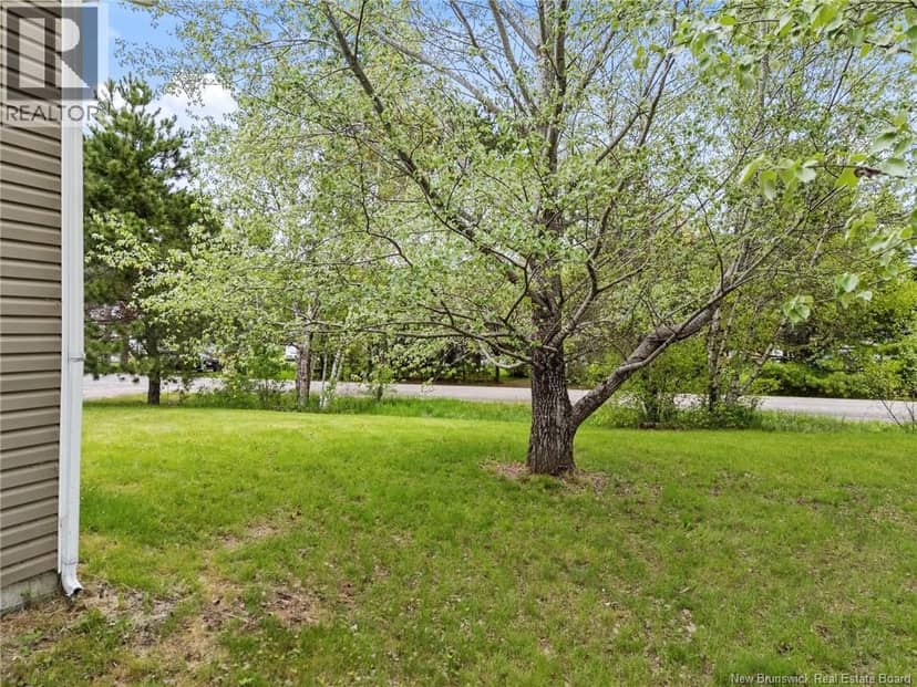 38 Foster Avenue — photo 26 of 40