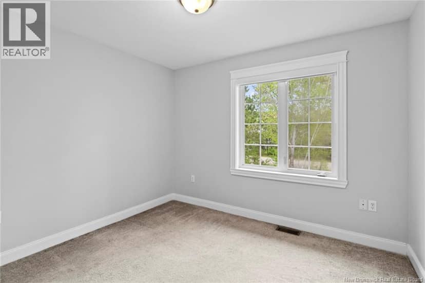 38 Foster Avenue — photo 21 of 40