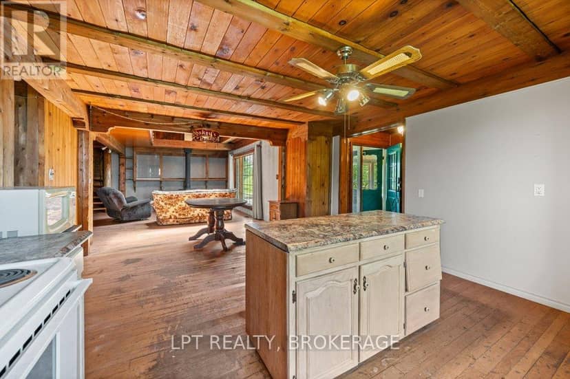 4342 Henderson Road — photo 8 of 40