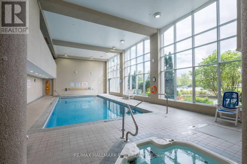 310 - 2 Toronto Street — photo 25 of 26
