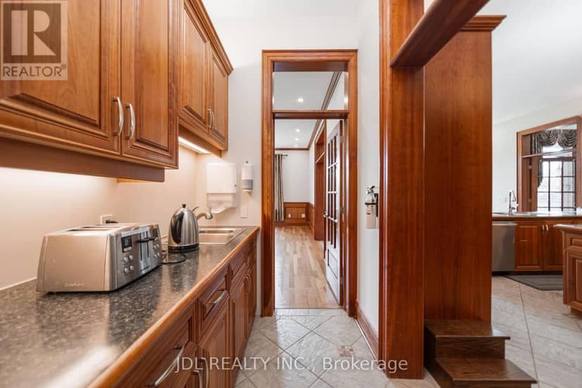 13951 Ninth Line — photo 19 of 40