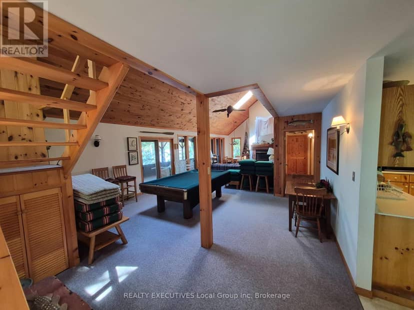 758 Island — photo 15 of 24