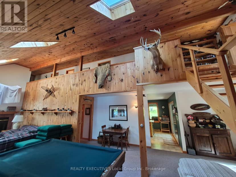 758 Island — photo 17 of 24
