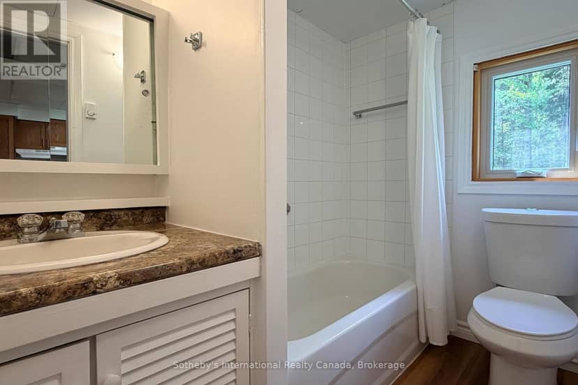 1072 Holiday Park Drive — photo 14 of 36