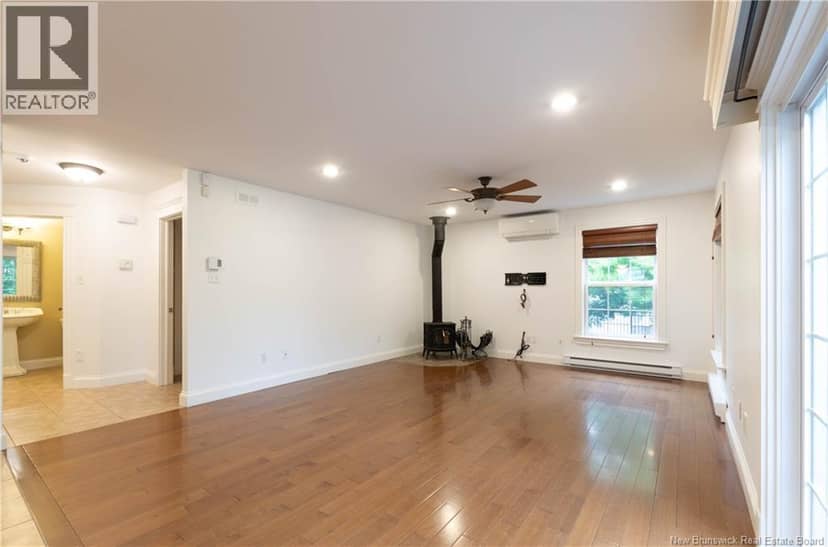 22 Bellerose Court — photo 7 of 37