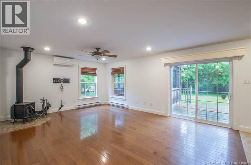 22 Bellerose Court — photo 6 of 37