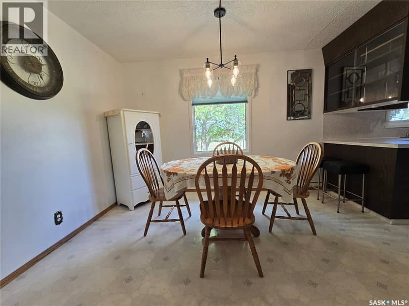 222 Torbay Street — photo 16 of 36