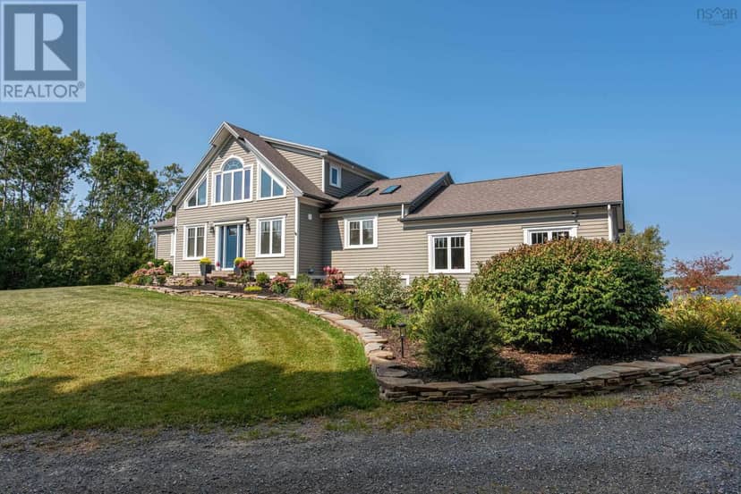 13573 Highway 6 — photo 2 of 40