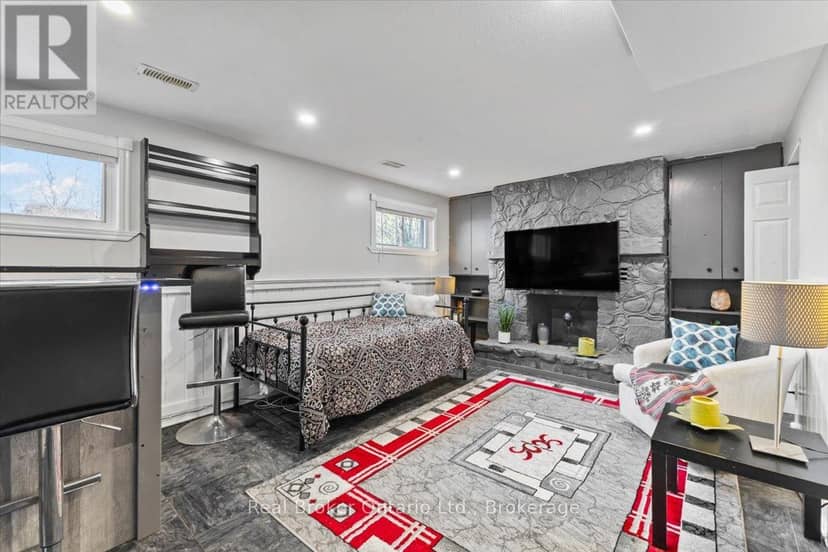 109 Miller Crescent — photo 17 of 32