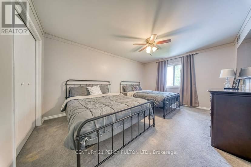 309 - 1102 Horseshoe Valley Road W — photo 31 of 40